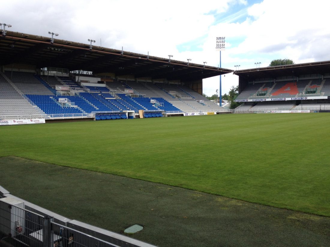 Stade Abbé Deschamps