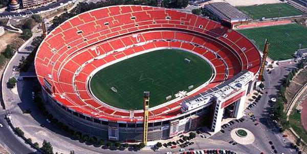 Há 15 anos, o Benfica se despedia do antigo Estádio da Luz