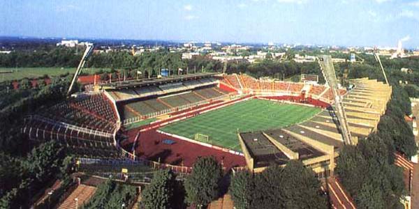 volksparkstadion_front.jpg